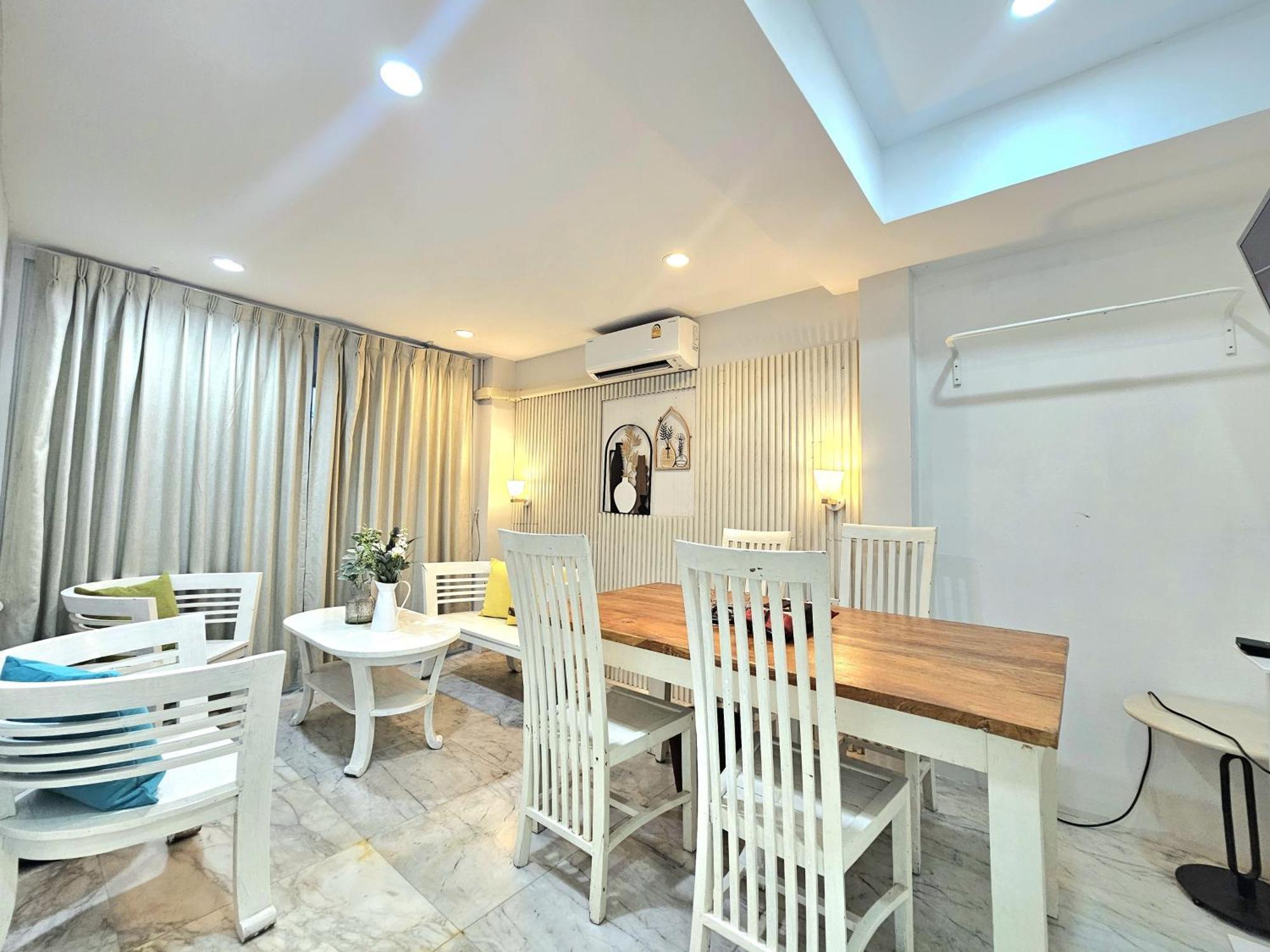 39 Living Pattaya Villa Buitenkant foto