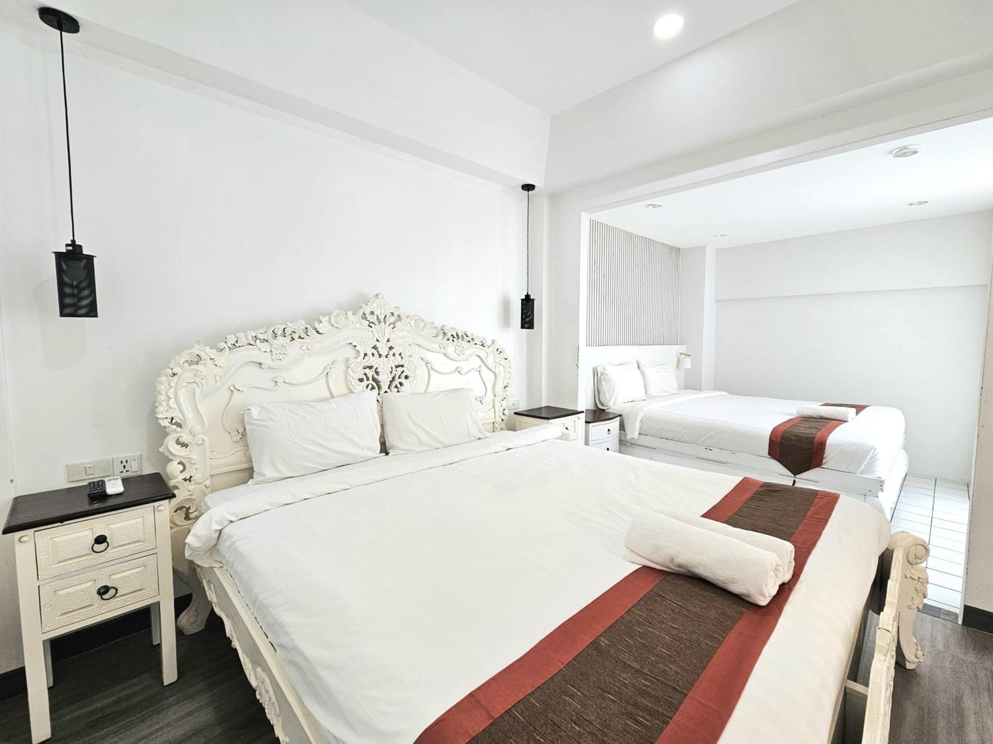 39 Living Pattaya Villa Buitenkant foto